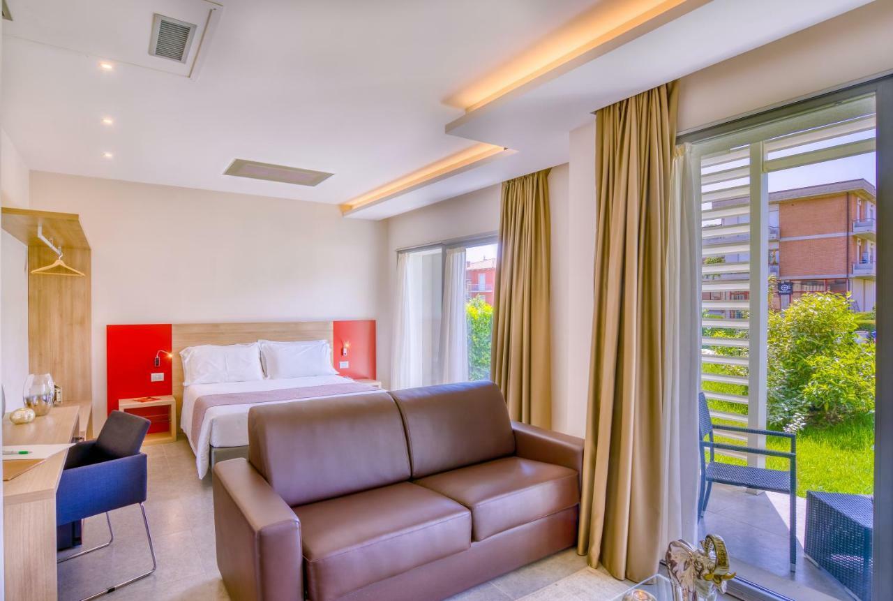 Boutique Hotel Bramante & Spa Urbania Exteriör bild