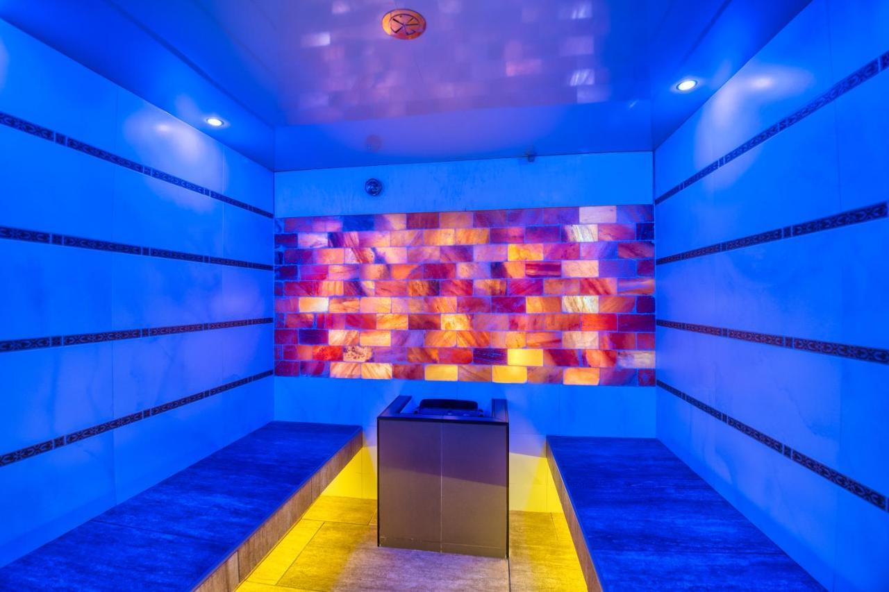 Boutique Hotel Bramante & Spa Urbania Exteriör bild