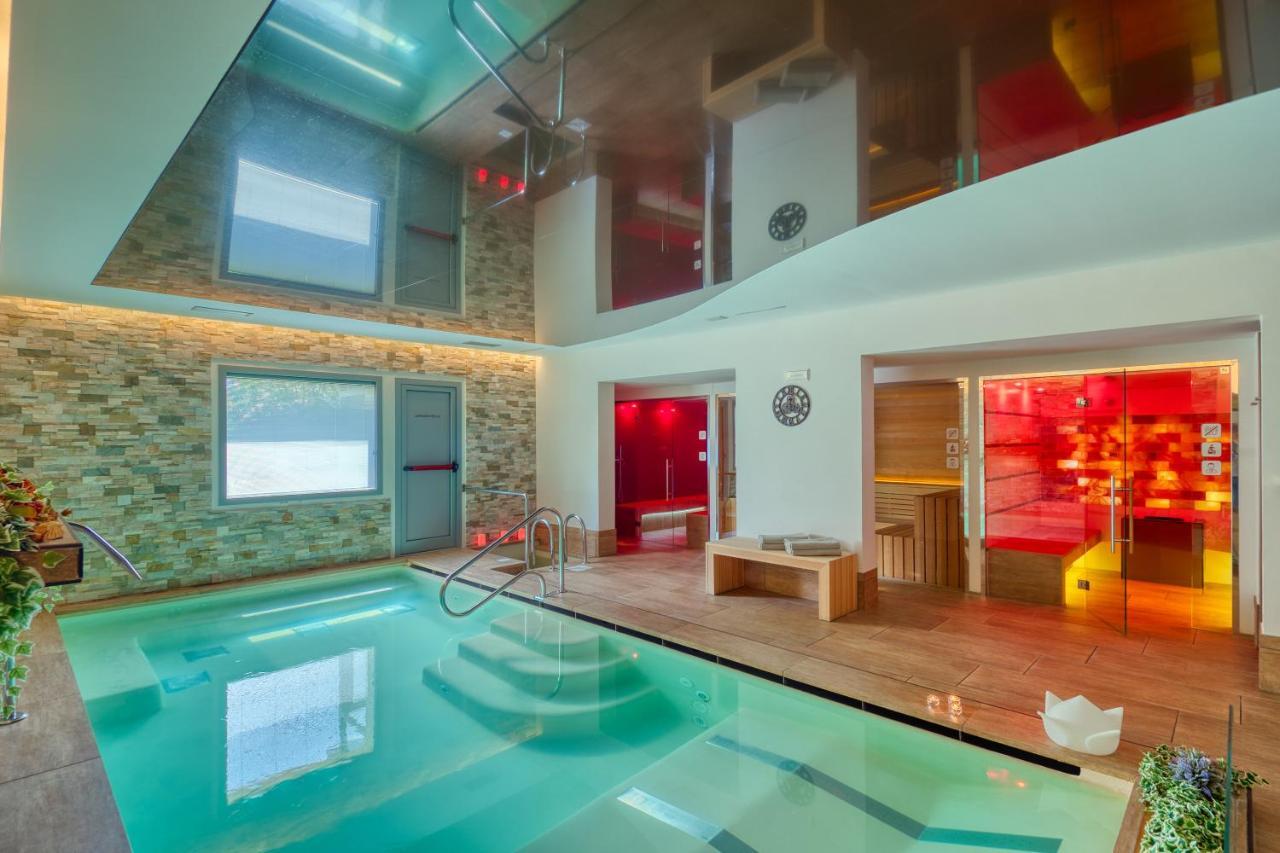 Boutique Hotel Bramante & Spa Urbania Exteriör bild