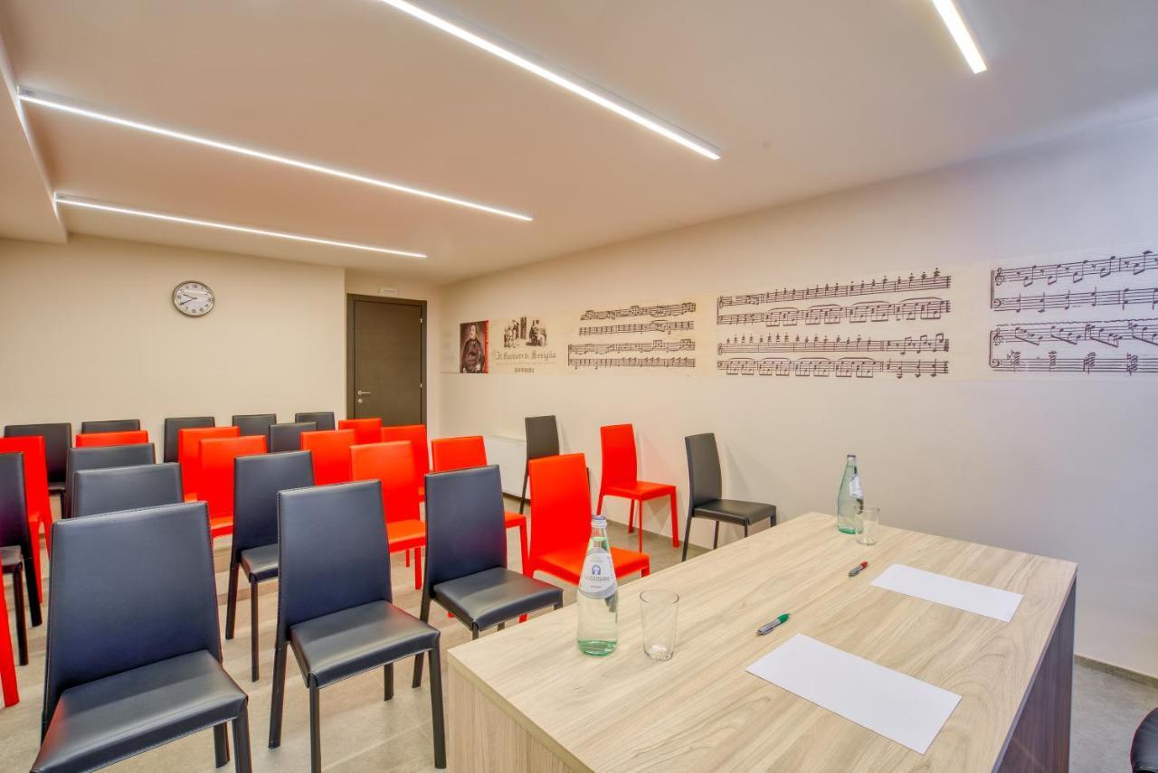 Boutique Hotel Bramante & Spa Urbania Exteriör bild